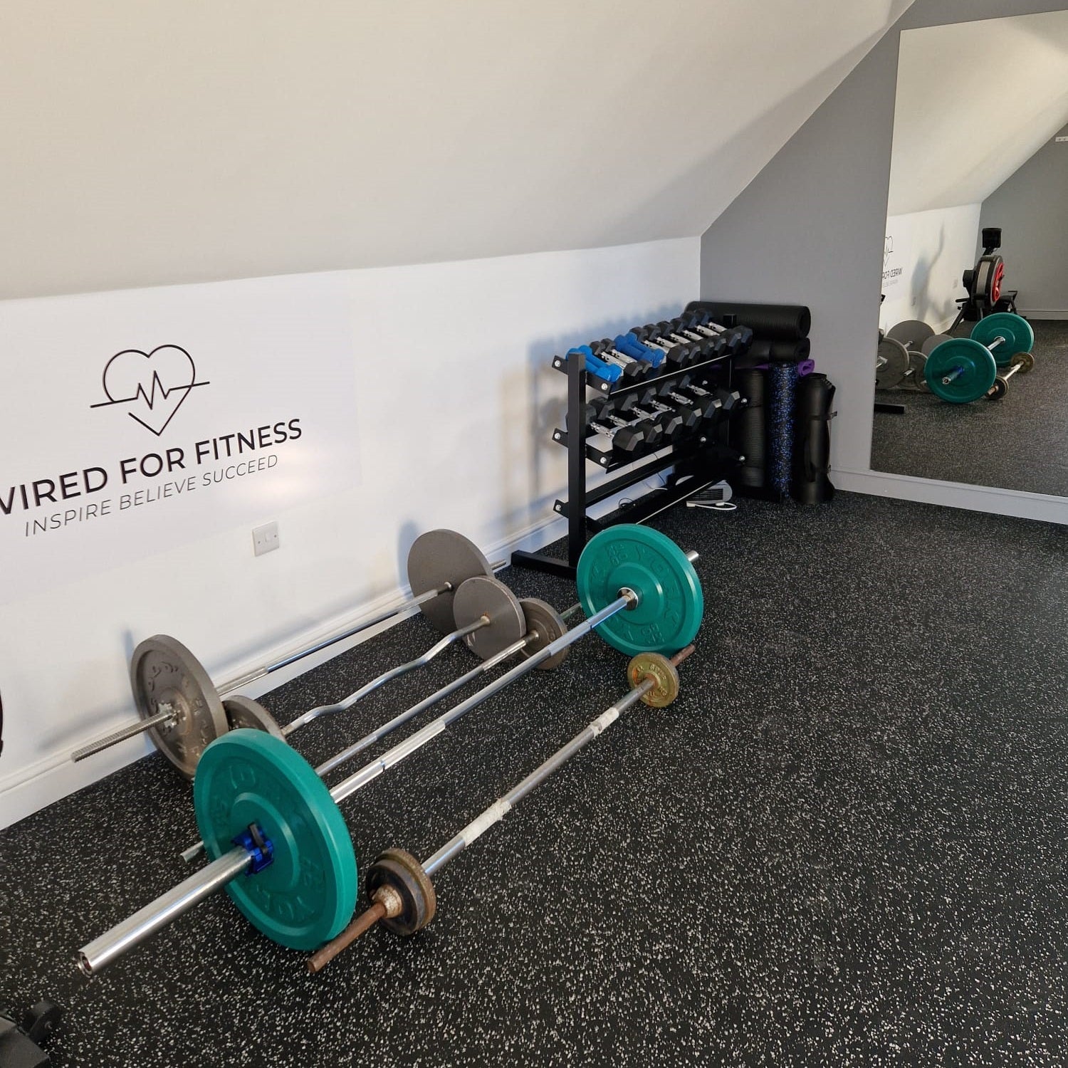 What is the best alternative to Rubber Roll Gym Flooring - Easy Install Tiles!